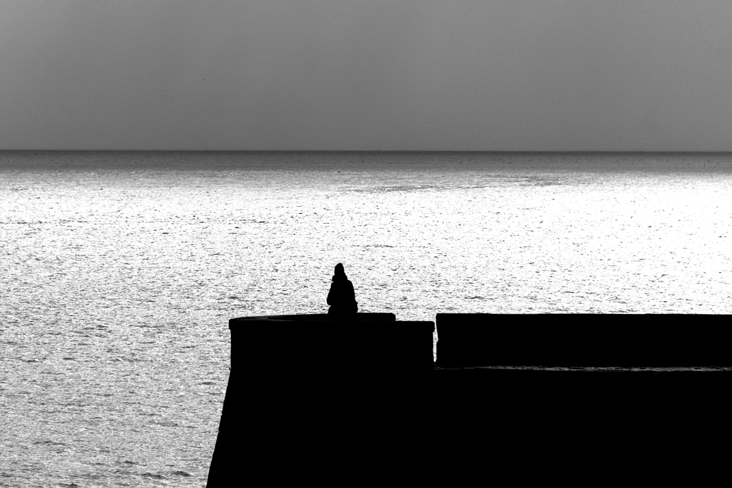 Feeling lonely even though you're not alone